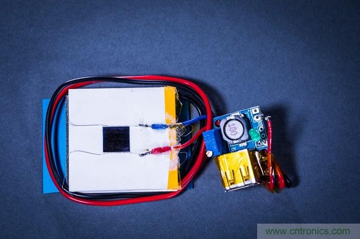 室內(nèi)激光無線充電新技術(shù)亮相，可媲美傳統(tǒng) USB 線纜