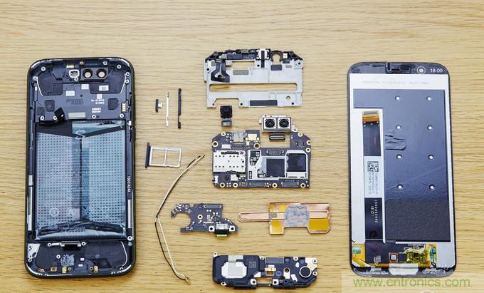 拆解黑鯊手機：多級直觸一體式液冷系統(tǒng)有什么門道？