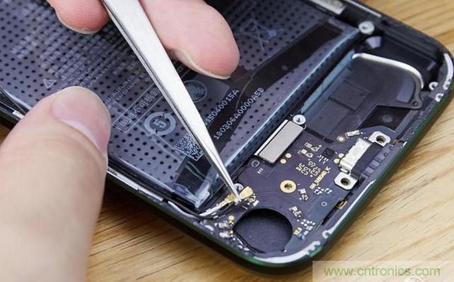 拆解黑鯊手機：多級直觸一體式液冷系統(tǒng)有什么門道？