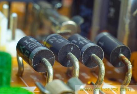 一文看懂電阻、電容、電位器、三極管、二極管、可控硅！