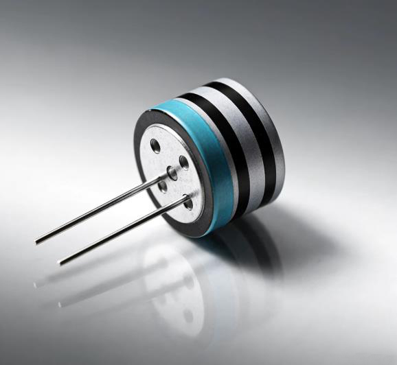 碳膜電阻技術(shù)全解析：從原理到產(chǎn)業(yè)應(yīng)用